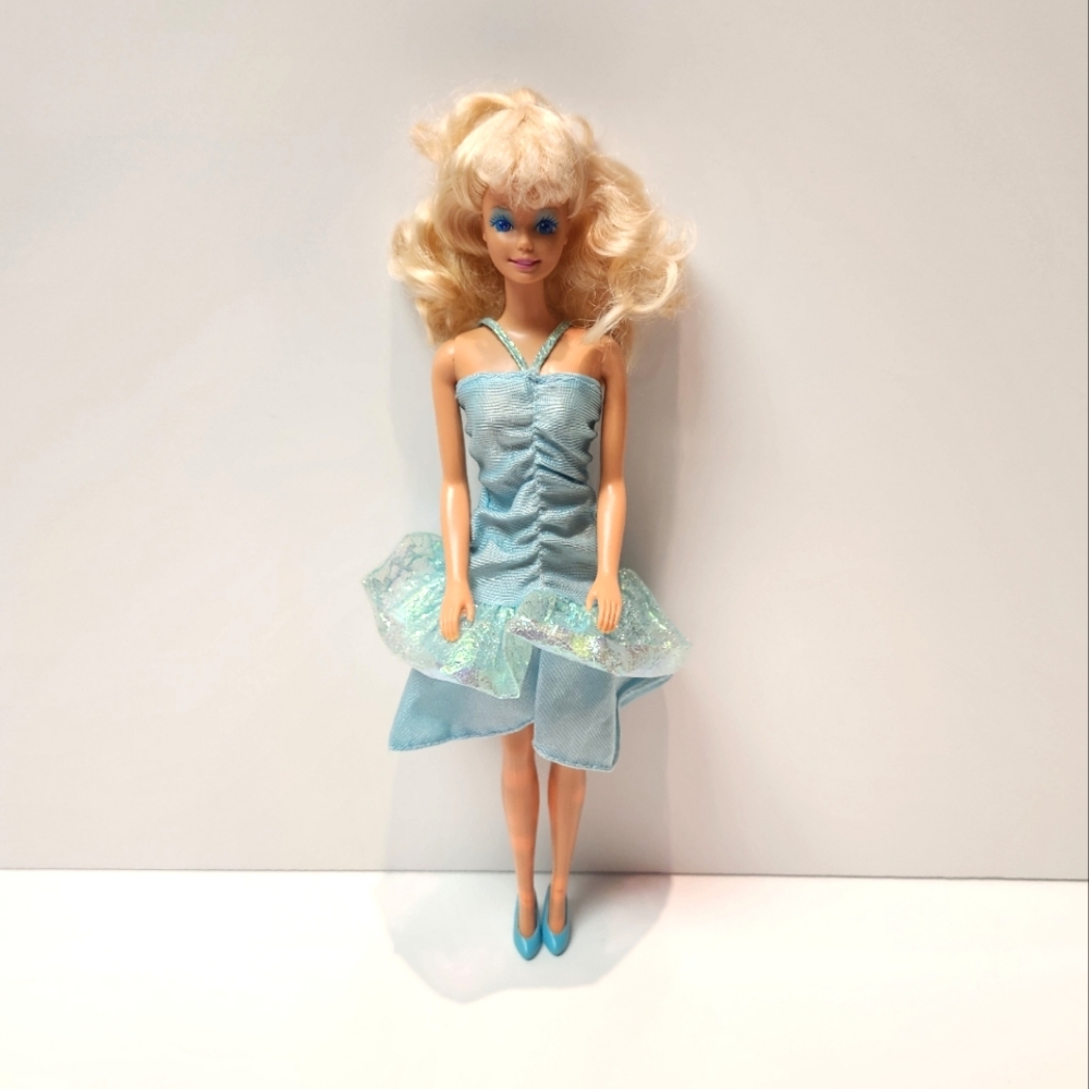 2/$30  1988 Barbie Fashion Play